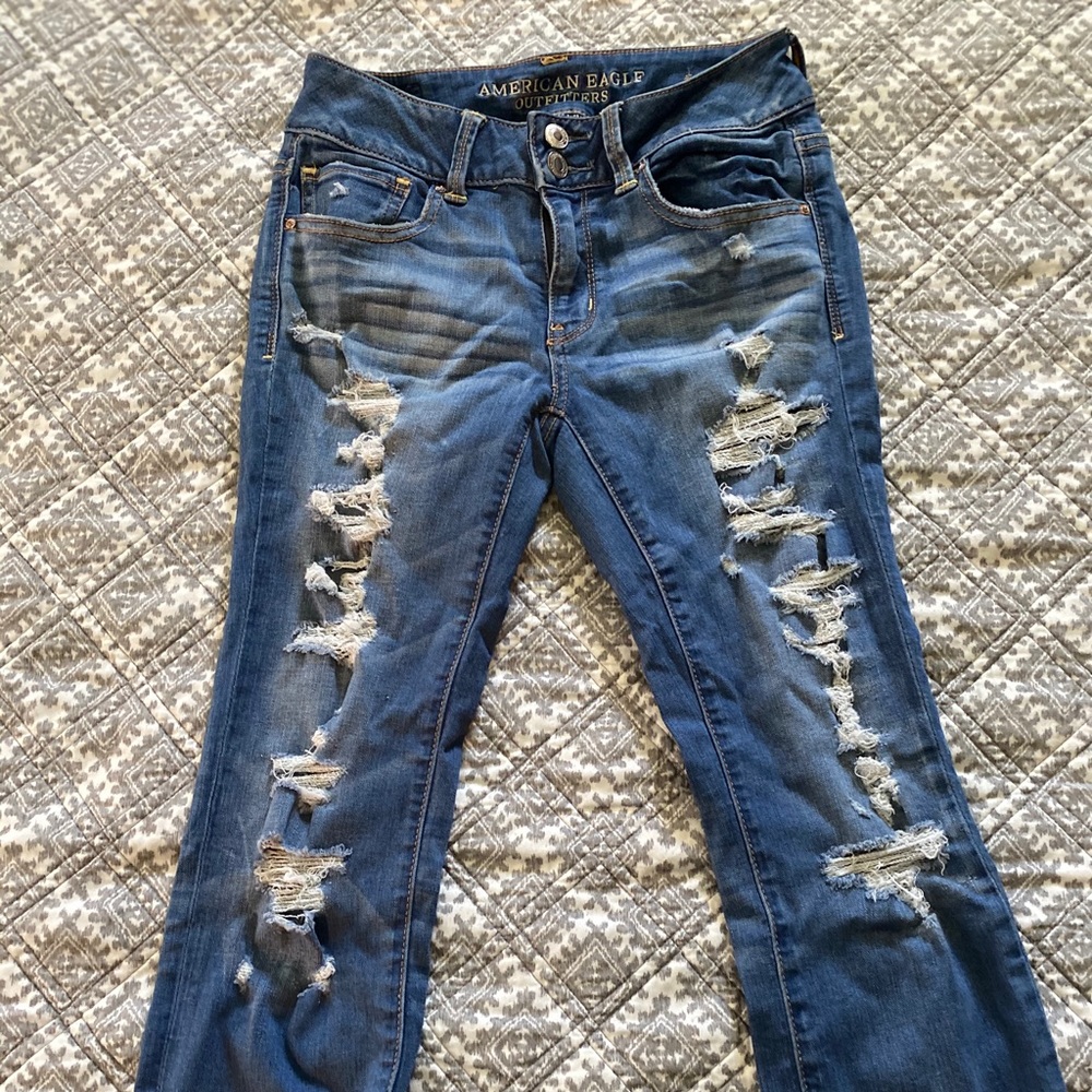 American Eagle Artist Crop size 4